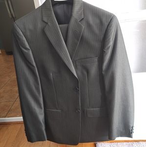 Young men's suit